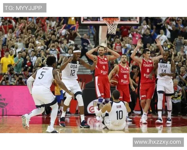 俄罗斯与土耳其篮球对决分析及赛场精彩瞬间回顾
