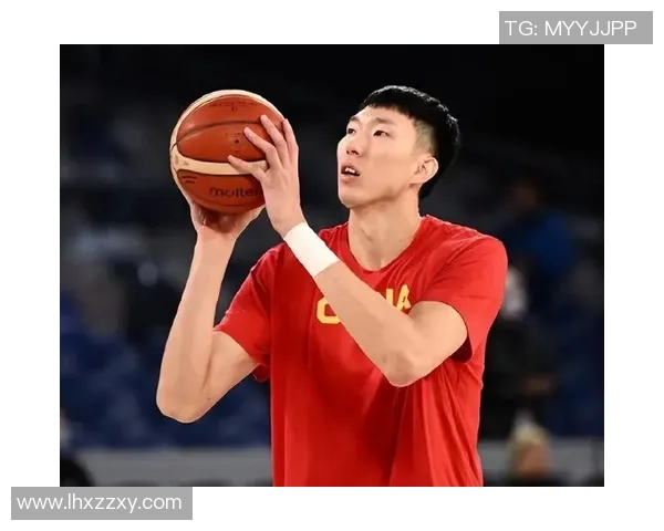 周琦在国际赛场的崛起与挑战:从青涩新秀到篮球巨星的成长之路 周琦在国际赛场的崛起与挑战:从青涩新秀到篮球巨星的成长之路