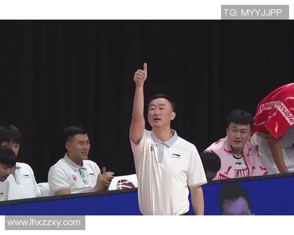 布拉奇与易建联的巅峰对决谁能在篮球场上笑到最后 布拉奇与易建联的巅峰对决谁能在篮球场上笑到最后